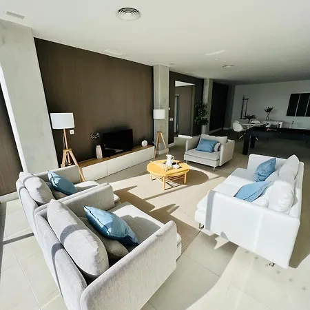 Apartment Moderne Et Cosy Avec Piscine, Jacuzzi, Salle De Sport Et Billard