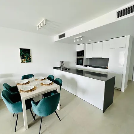 Apartment Moderne Et Cosy Avec Piscine, Jacuzzi, Salle De Sport Et Billard *