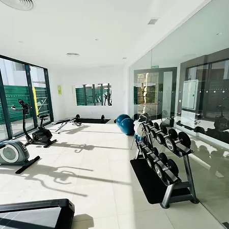 Apartment Moderne Et Cosy Avec Piscine, Jacuzzi, Salle De Sport Et Billard Estepona